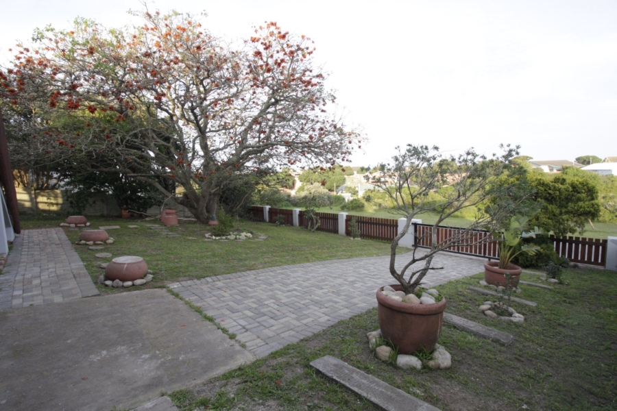 3 Bedroom Property for Sale in Aston Bay Eastern Cape